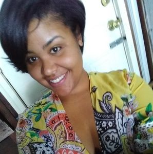 Meet your Posher, Devenie